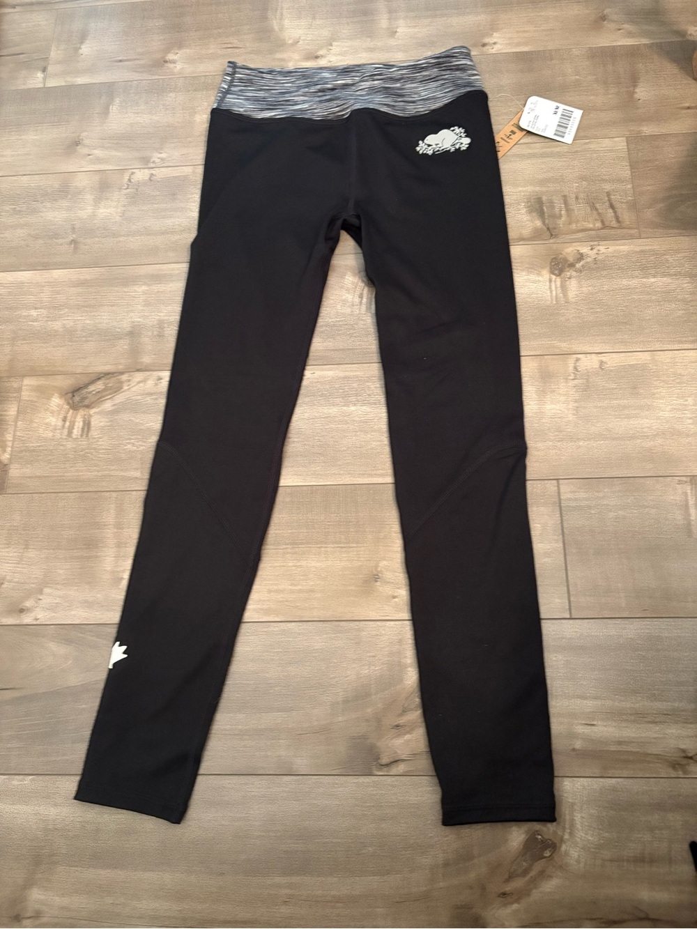 Roots Girls' Black Active Leggings size M /7-8A